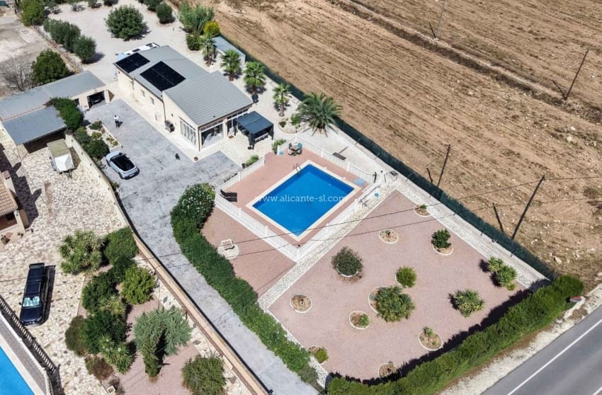 3 soveværelse Villa til salg i Hondon de las Nieves med swimmingpool garage - € 334.950 (Ref: 10091359)
