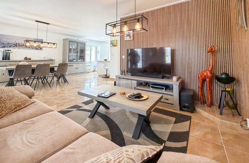 3 soveværelse Villa til salg i Hondon de las Nieves med swimmingpool garage - € 334.950 (Ref: 10091359)