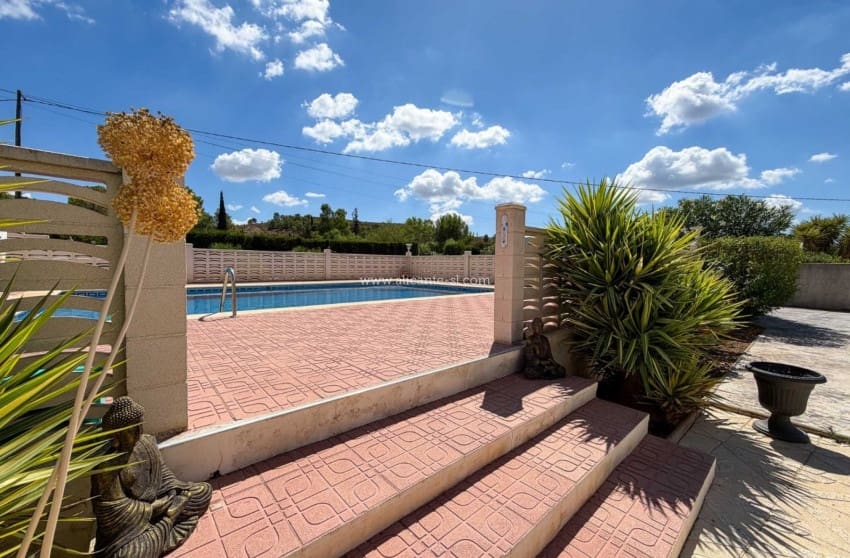 3 soveværelse Villa til salg i Hondon de las Nieves med swimmingpool garage - € 334.950 (Ref: 10091359)