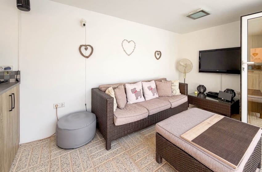 Chalet de 3 habitaciones en Hondón de las Nieves en venta con piscina garaje - 279.950 € (Ref: 10091360)