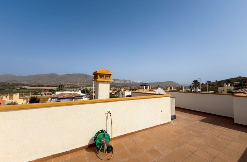 Chalet de 3 habitaciones en Hondón de las Nieves en venta con piscina garaje - 279.950 € (Ref: 10091360)