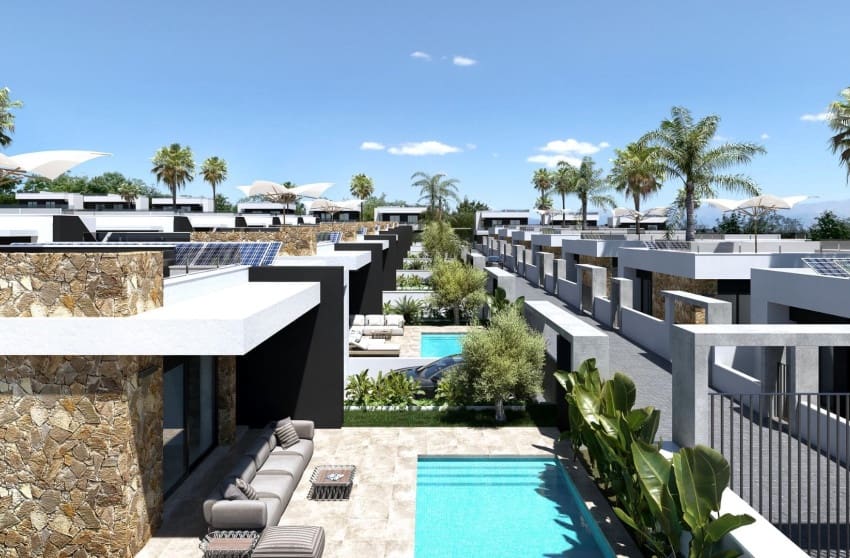4 slaapkamer Villa te koop in Ciudad Quesada met zwembad garage - € 799.000 (Ref: 10171762)