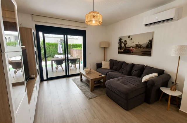 Apartamento de 3 habitaciones en San Miguel de Salinas en venta con piscina - 259.999 € (Ref: 10171764)