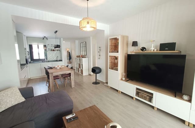 Apartamento de 3 habitaciones en San Miguel de Salinas en venta con piscina - 259.999 € (Ref: 10171764)