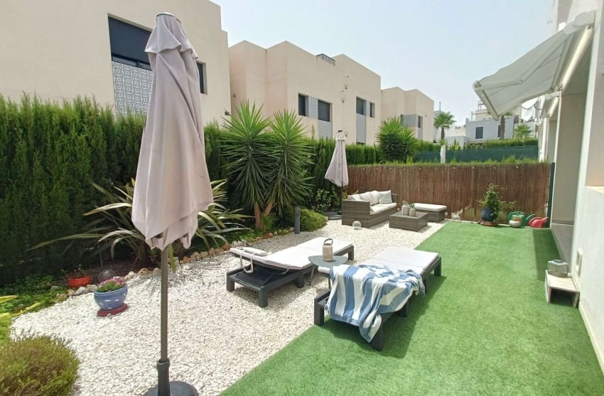 Apartamento de 3 habitaciones en San Miguel de Salinas en venta con piscina - 259.999 € (Ref: 10171764)