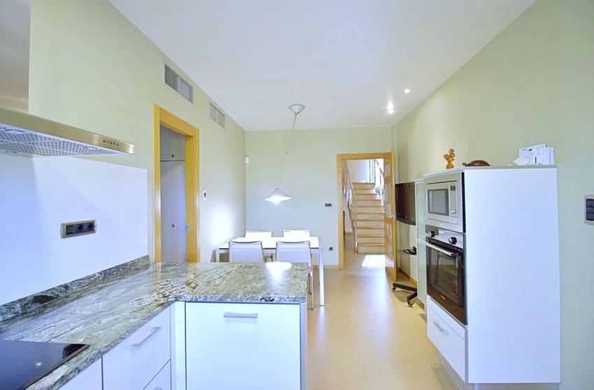 4 bedroom Villa for sale in Elche / Elx with pool - € 814,800 (Ref: 10171765)