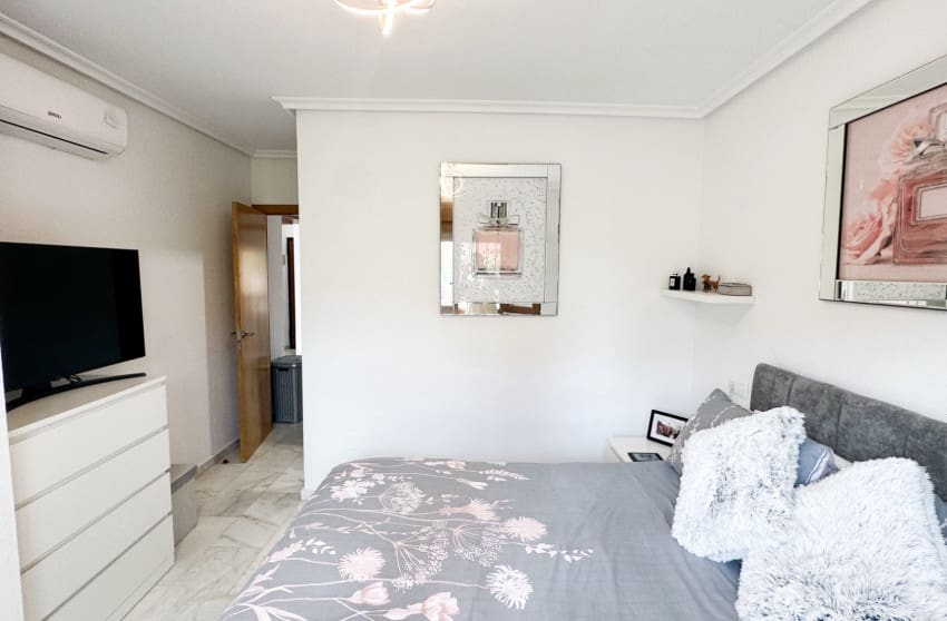 2 slaapkamer Huis te koop in Algorfa met zwembad garage - € 239.950 (Ref: 10171767)