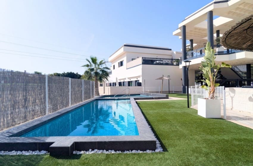 Apartamento de 2 habitaciones en Lo Crispin en venta con piscina - 215.000 € (Ref: 10171768)