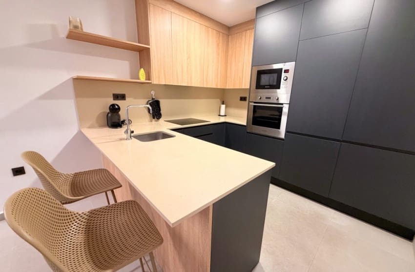 Apartamento de 2 habitaciones en Lo Crispin en venta con piscina - 215.000 € (Ref: 10171768)