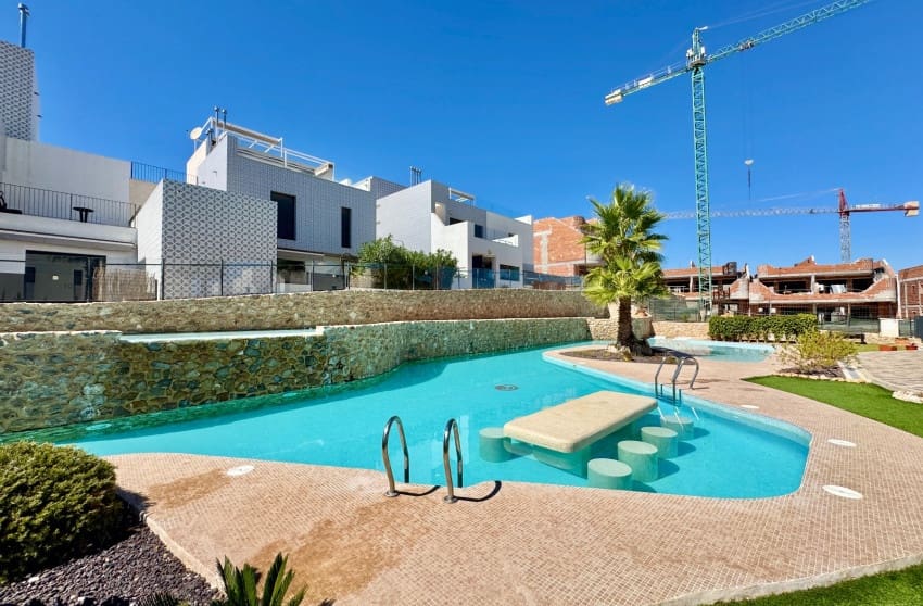 2 slaapkamer Appartement te koop in San Miguel de Salinas met zwembad - € 220.000 (Ref: 10171771)