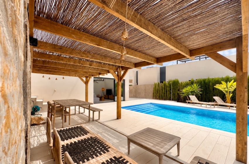 3 quarto Moradia para venda em Algorfa com piscina - 620 000 € (Ref: 10171772)