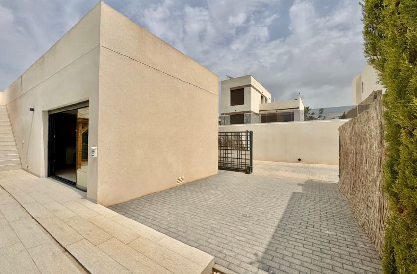 3 quarto Moradia para venda em Algorfa com piscina - 620 000 € (Ref: 10171772)
