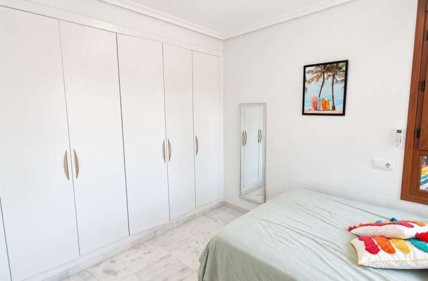 3 bedroom Villa for sale in Algorfa with pool garage - € 479,000 (Ref: 10171774)