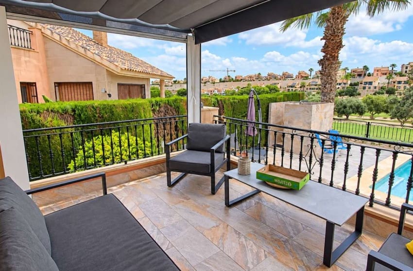 3 bedroom Villa for sale in Algorfa with pool garage - € 479,000 (Ref: 10171774)