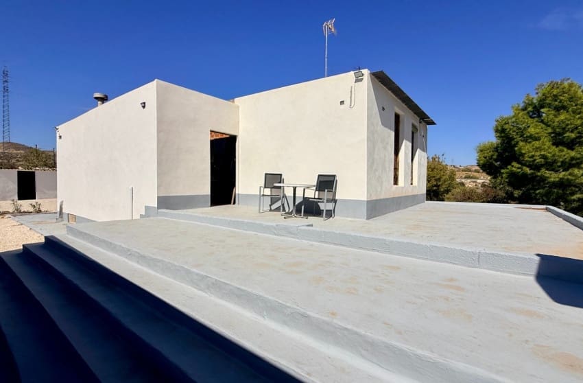 4 bedroom Villa for sale in Elche / Elx with pool garage - € 339,950 (Ref: 10171776)