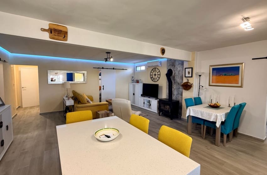 4 bedroom Villa for sale in Elche / Elx with pool garage - € 339,950 (Ref: 10171776)