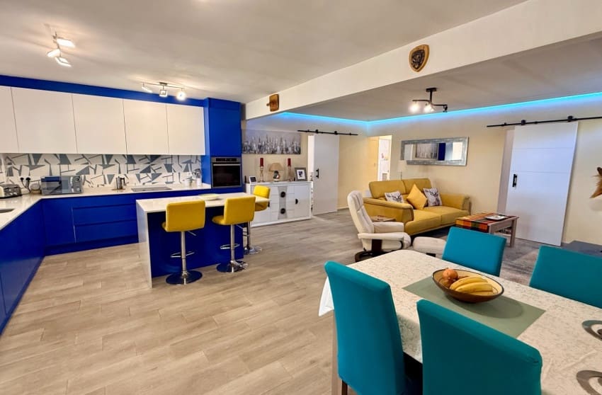 4 bedroom Villa for sale in Elche / Elx with pool garage - € 339,950 (Ref: 10171776)
