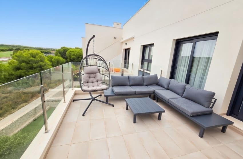 2 bedroom Penthouse for sale in Pilar de la Horadada with pool - € 364,995 (Ref: 10171777)