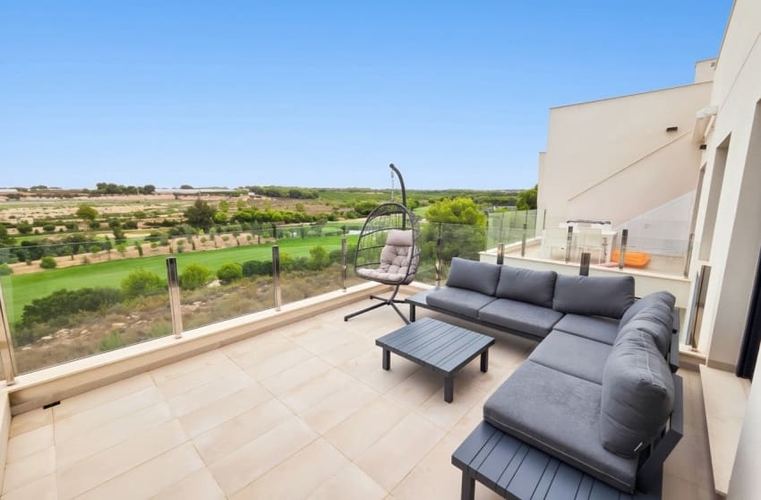 2 bedroom Penthouse for sale in Pilar de la Horadada with pool - € 364,995 (Ref: 10171777)