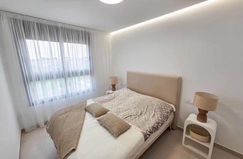 2 bedroom Penthouse for sale in Pilar de la Horadada with pool - € 364,995 (Ref: 10171777)