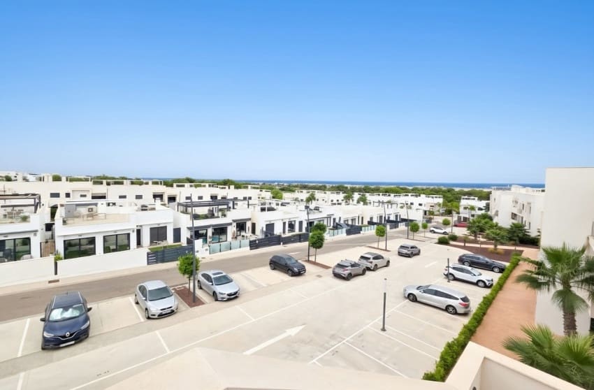 2 bedroom Penthouse for sale in Pilar de la Horadada with pool - € 364,995 (Ref: 10171777)