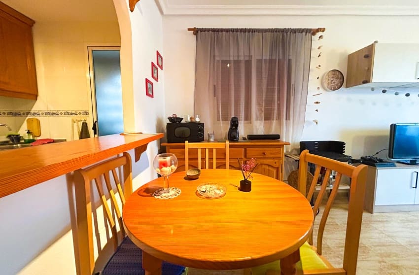 2 bedroom Penthouse for sale in Pilar de la Horadada with pool - € 199,000 (Ref: 10171778)