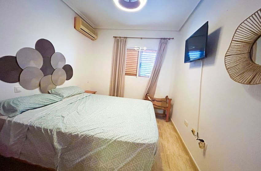 2 bedroom Penthouse for sale in Pilar de la Horadada with pool - € 199,000 (Ref: 10171778)