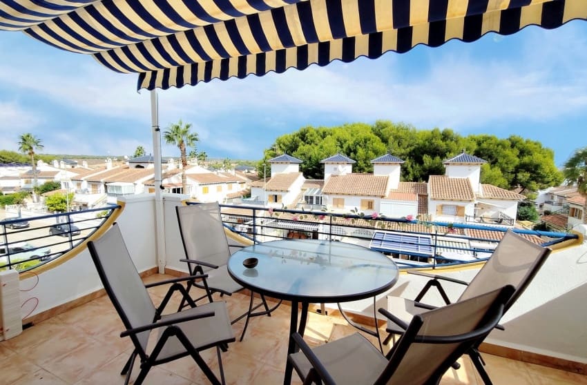 2 bedroom Penthouse for sale in Pilar de la Horadada with pool - € 199,000 (Ref: 10171778)