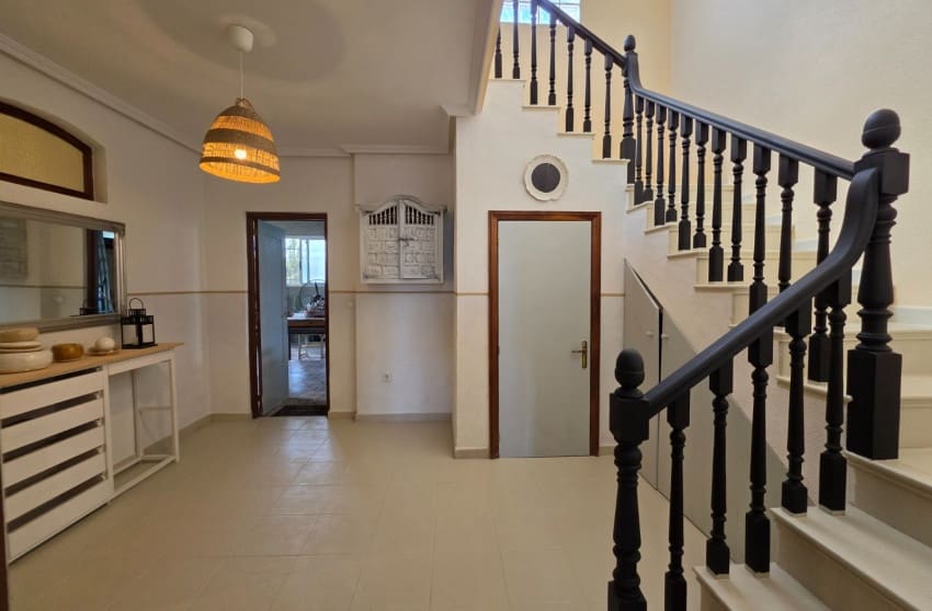 6 soveværelse Finca/Landehus til salg i Elche / Elx med swimmingpool garage - € 850.000 (Ref: 10171779)