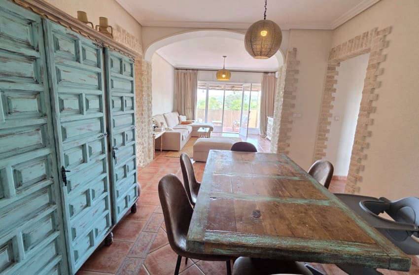 6 soveværelse Finca/Landehus til salg i Elche / Elx med swimmingpool garage - € 850.000 (Ref: 10171779)