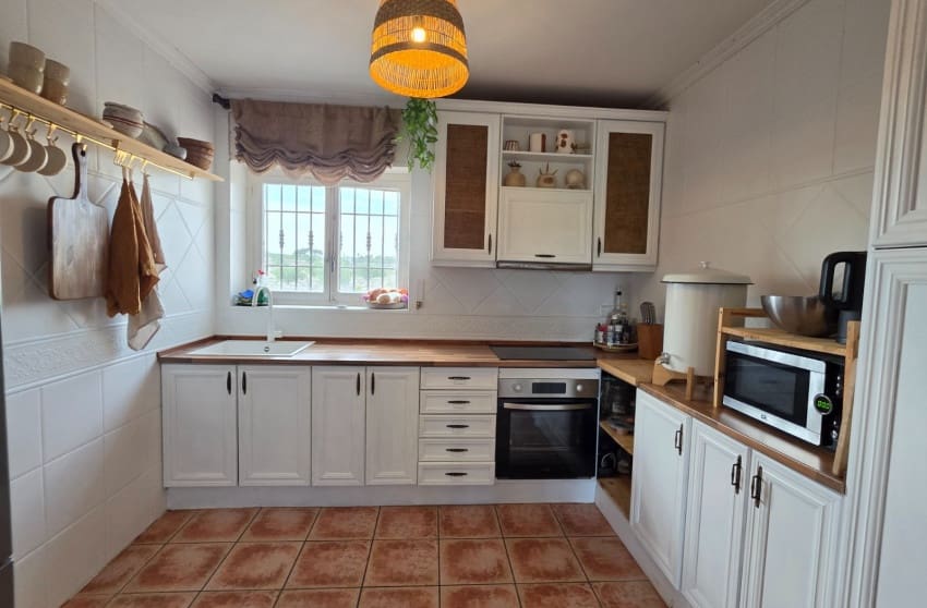 6 soveværelse Finca/Landehus til salg i Elche / Elx med swimmingpool garage - € 850.000 (Ref: 10171779)
