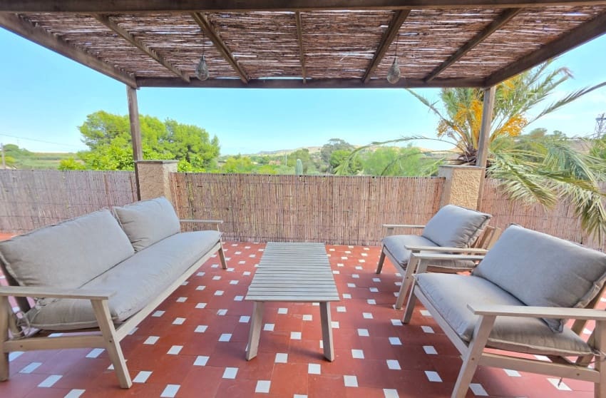 6 soveværelse Finca/Landehus til salg i Elche / Elx med swimmingpool garage - € 850.000 (Ref: 10171779)