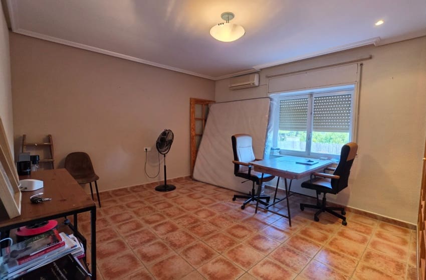 6 soveværelse Finca/Landehus til salg i Elche / Elx med swimmingpool garage - € 850.000 (Ref: 10171779)