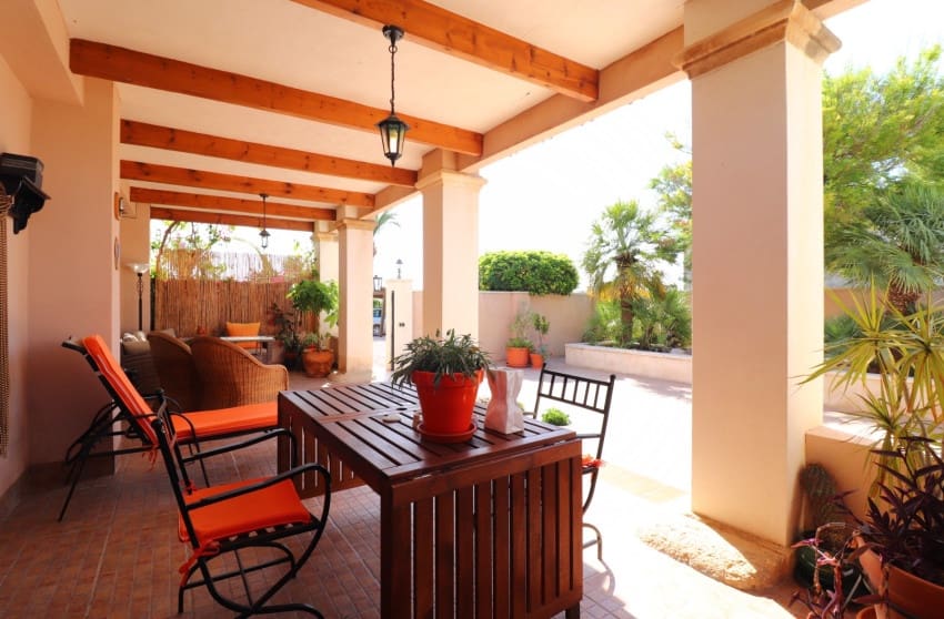4 soverom Finca/Herregård til salgs i Albatera med garasje - € 299 950 (Ref: 10171780)