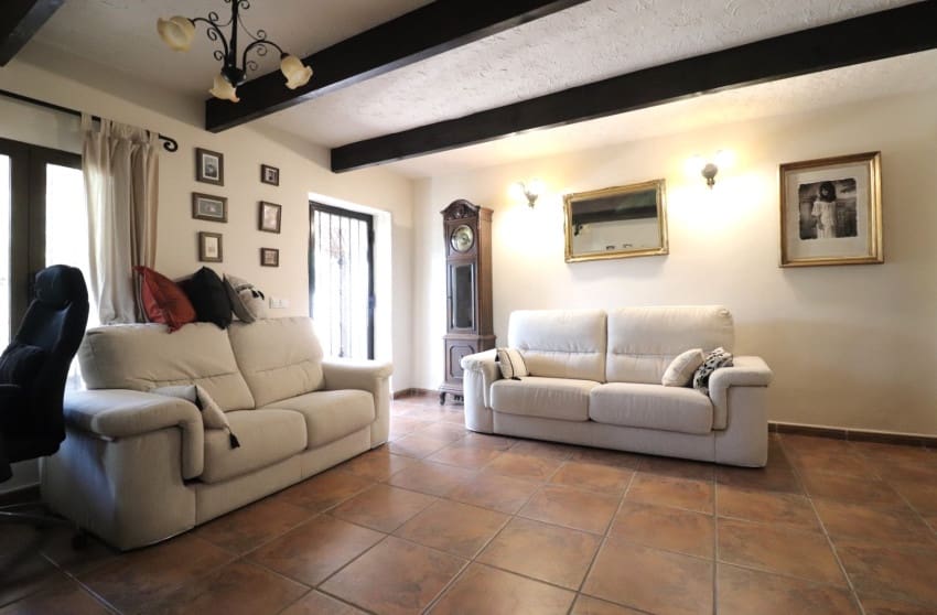 4 soverom Finca/Herregård til salgs i Albatera med garasje - € 299 950 (Ref: 10171780)
