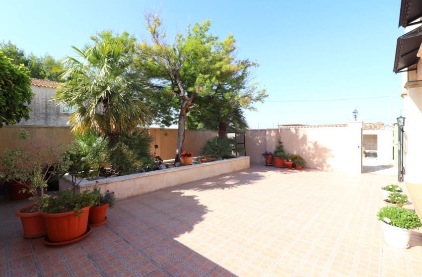 4 soverom Finca/Herregård til salgs i Albatera med garasje - € 299 950 (Ref: 10171780)
