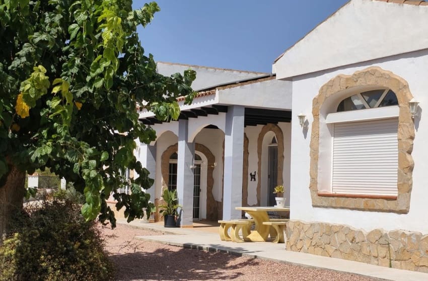 4 slaapkamer Finca/Landhuis te koop in Monovar / Monover met zwembad - € 499.950 (Ref: 10171781)