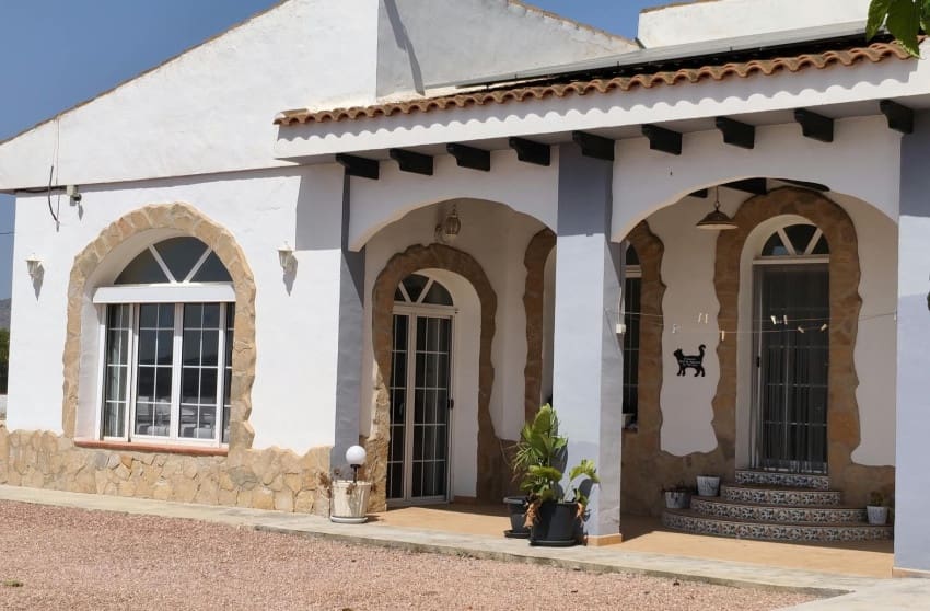4 slaapkamer Finca/Landhuis te koop in Monovar / Monover met zwembad - € 499.950 (Ref: 10171781)