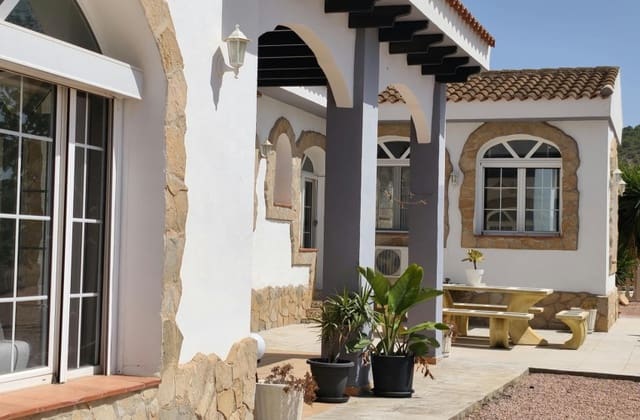 4 slaapkamer Finca/Landhuis te koop in Monóvar / Monóver met zwembad - € 499.950 (Ref: 10171781)