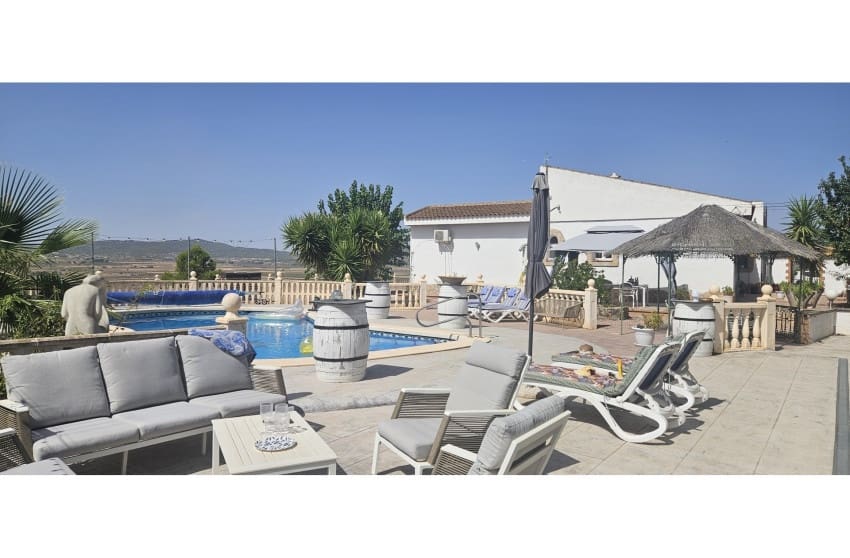 4 slaapkamer Finca/Landhuis te koop in Monovar / Monover met zwembad - € 499.950 (Ref: 10171781)