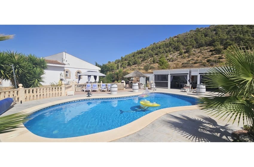 4 slaapkamer Finca/Landhuis te koop in Monovar / Monover met zwembad - € 499.950 (Ref: 10171781)