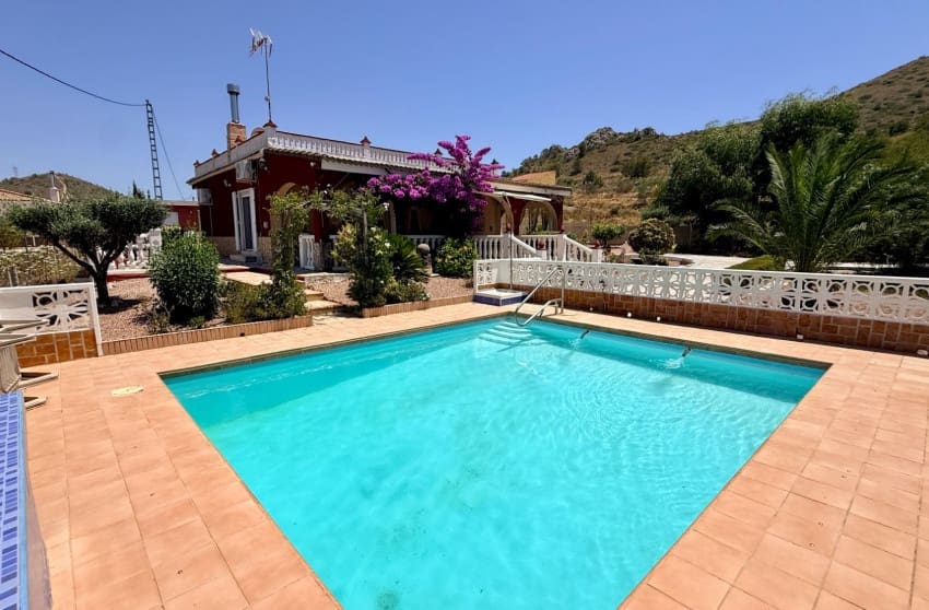 4 sypialnia Willa na sprzedaż w Hondon de los Frailes z basenem garażem - 339 950 € (Ref: 10171782)