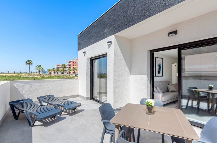 2 soverom Leilighet til salgs i Guardamar del Segura med svømmebasseng garasje - € 229 000 (Ref: 10172774)