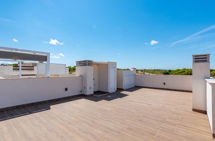 2 soverom Leilighet til salgs i Torrevieja med svømmebasseng garasje - € 300 000 (Ref: 10172785)