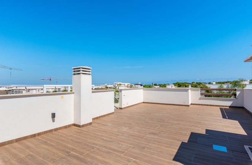 2 soverom Leilighet til salgs i Torrevieja med svømmebasseng garasje - € 300 000 (Ref: 10172785)
