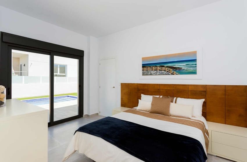 3 slaapkamer Villa te koop in Daya Nueva met zwembad - € 380.000 (Ref: 10172947)