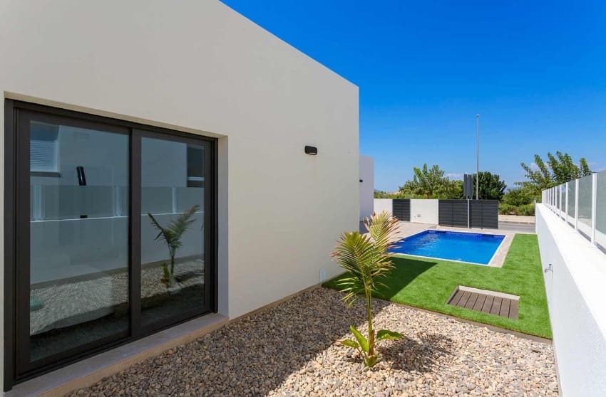 3 slaapkamer Villa te koop in Daya Nueva met zwembad - € 380.000 (Ref: 10172947)