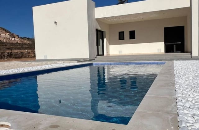 3 soverom Villa til salgs i Torre del Rico, Jumilla med svømmebasseng garasje - € 385 000 (Ref: 10172953)