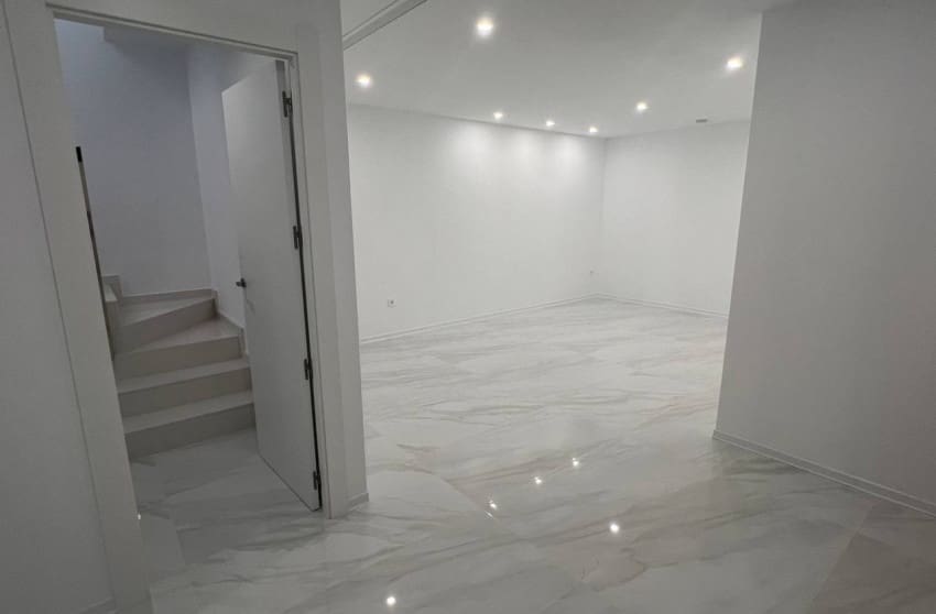3 bedroom Villa for sale in Entre Naranjos with pool - € 469,000 (Ref: 10172955)