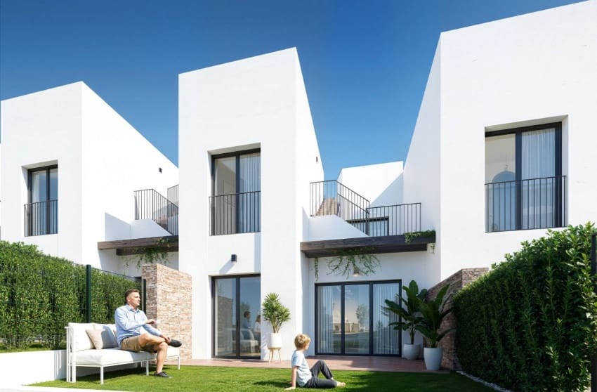 3 Zimmer Reihenhaus zu verkaufen in Monforte del Cid mit Pool Garage - 365.000 € (Ref: 10172962)